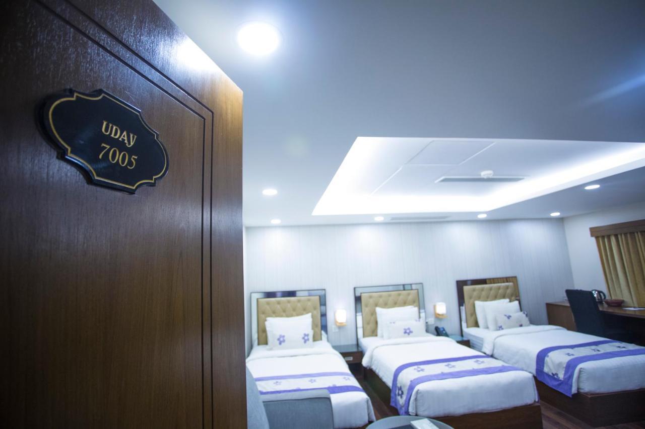 Hotel 71 Дака Екстериор снимка