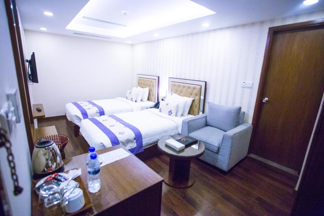 Hotel 71 Дака Екстериор снимка